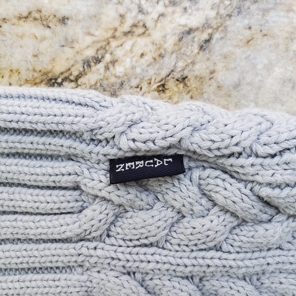 Knitted sweater - Picture 4 of 8